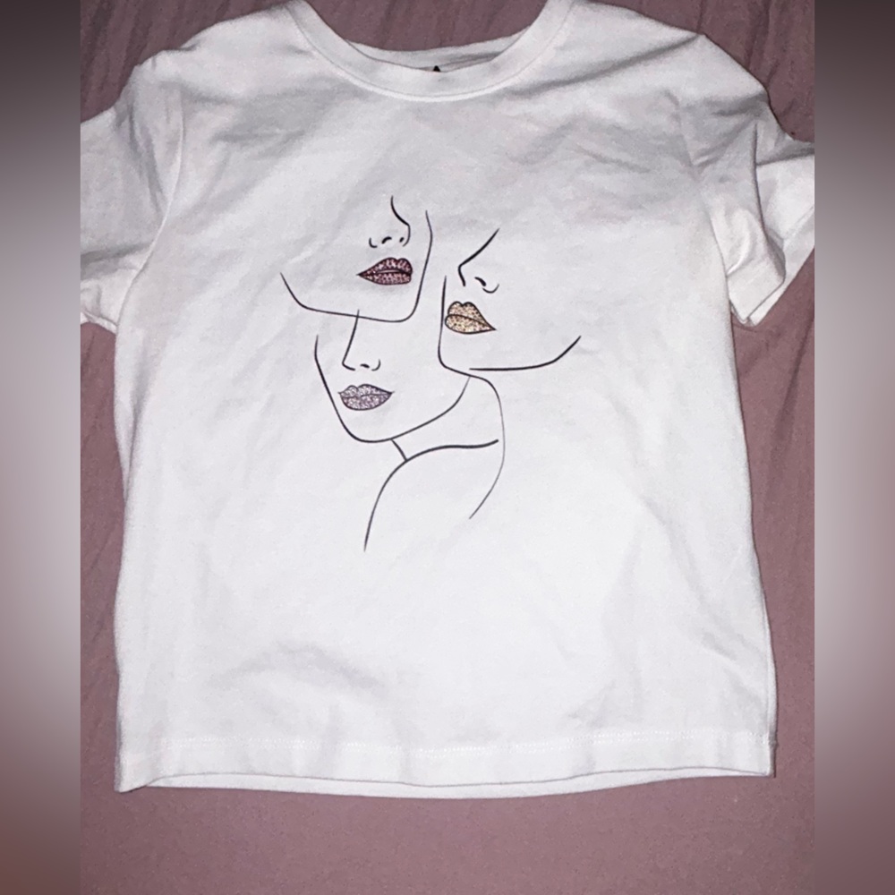 Forever 21 graphic shirt